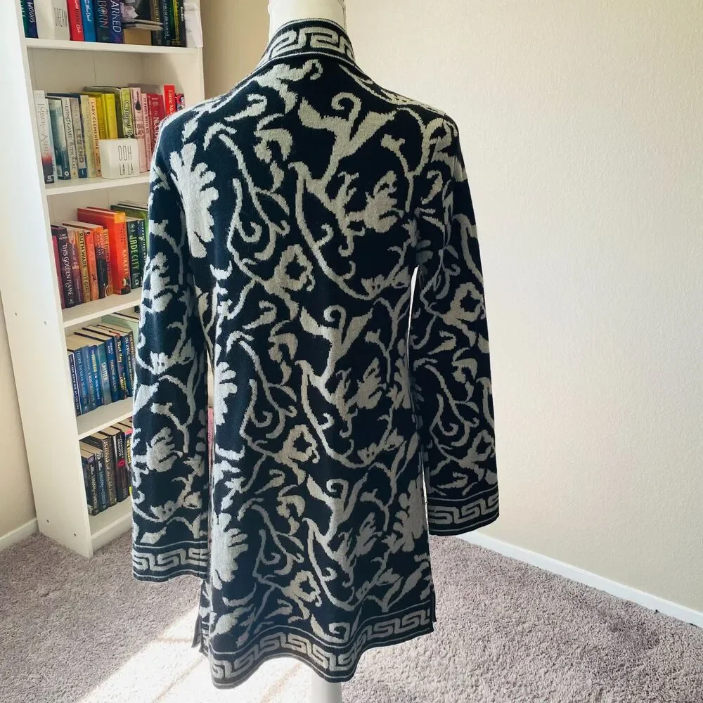 SOFT SURROUNDINGS Bistro Gray Black Floral Greek Key Open Front Cardigan Medium - Picture 4 of 6